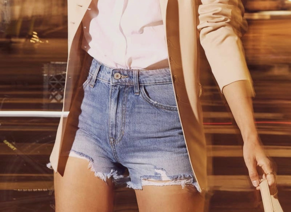 Kan Can - Distressed High Rise Mom Shorts